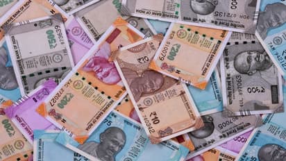 മുതിർന്ന പൗരന്മാർക്കായി പ്രത്യേക പദ്ധതി പ്രഖ്യാപിച്ച് എസ്ബിഐ; വായ്പാ പലിശ നിരക്ക് കുറച്ചു