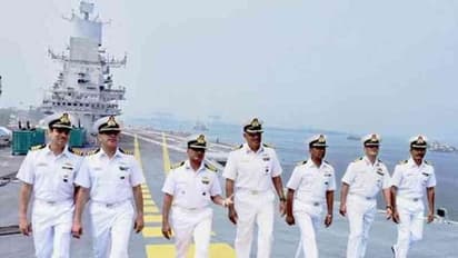 భారత నౌకాదళంలో కరోనా కలకలం: పాజిటివ్ గా తేలిన 21 మంది సిబ్బంది