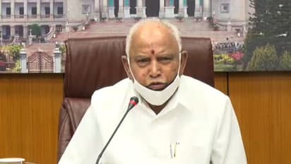 ಲಾಕ್ಡೌನ್ ಸಡಿಲಿಕೆ: ಜಿಲ್ಲಾಧಿಕಾರಿಗಳೊಂದಿಗೆ ಸಿಎಂ ಯಡಿಯೂರಪ್ಪ ವಿಡಿಯೋ ಸಂವಾದ