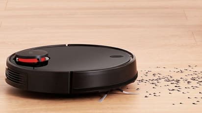 তাক লাগানো ফিচার, স্মার্টফোনের পর এবার রোবট ভ্যাকুয়াম ক্লিনার হাজির করল এমআই