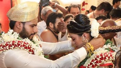 లాక్ డౌన్ లో పెళ్లి.. నిఖిల్ భార్య ఇంత అందంగా ఎలా రెడీ అయ్యిందంటే..