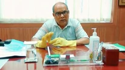 শিলিগুড়ি পুরনিগমের প্রশাসক পদে অশোক ভট্টাচার্য,কিছু জানি না বললেন মেয়র