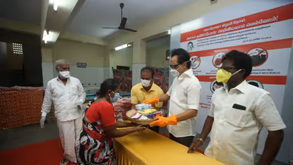 லட்சம் பேருக்கு தினமும் உணவு... ‘ஒன்றிணைவோம்’ திட்டத்தின்படி வழங்க ஏற்பாடு... மு.க. ஸ்டாலின் அறிவிப்பு!