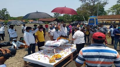 ಲಾಕ್‌ಡೌನ್‌: ನಾಯಿ ಪ್ರಾಣ ಉಳಿಸಲು ಹೋಗಿ ಅಸುನೀಗಿದ ಪಿಎಸ್‌ಐ