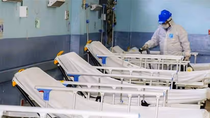 Mumbai to get 3 jumbo COVID hospitals, BMC to convert hotels into COVID centres