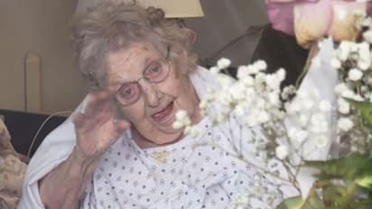 പ്രതീക്ഷ നല്കിയ തിരിച്ചുവരവ്; 104–ാം വയസ്സില് കൊവിഡിനെ തോല്പ്പിച്ച് വെറ മുള്ളർ