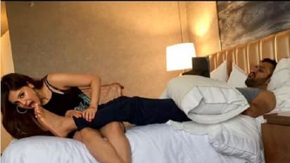 বিছানায় কামড়া-কামড়ি মাহি-সাক্ষীর, লকডাউনে ফাঁস হল গোপন মুহূর্তের ছবি