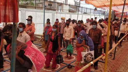 లాక్ డౌన్: వలస కూలీలకు, విద్యార్థులకు కేంద్ర ఊరట