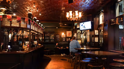 Night Curfew ಬಾರ್ ಆದಾಯ ಶೇ.80 ರಷ್ಟು ಕುಸಿತ, ನಿರ್ಬಂಧ ಸಡಿಲಿಕೆಗೆ ಆಗ್ರಹ!