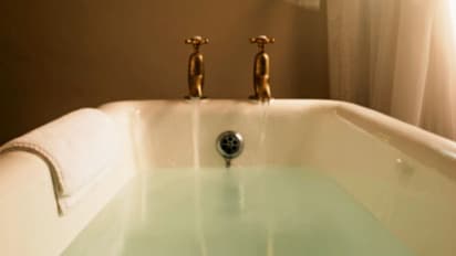 ಬೇಸಿಗೆಯಲ್ಲಿ ಈ ರೀತಿಯ ಸ್ನಾನ ಮಾಡಿದ್ರೆ ದೇಹದ ಹಲವು ಸಮಸ್ಯೆಗಳು ದೂರ