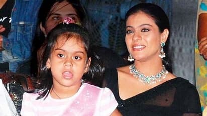 দেখতে দেখতে কেটে গেল সতেরো বছর, মেয়ে নাইসার জন্মদিনে কাজলের নস্টালজিক পোস্ট