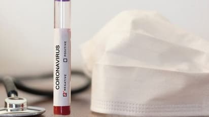 దేశంలో కోరలు చాస్తోన్న కరోనా: మహమ్మారి నుంచి గట్టెక్కిన రెండు రాష్ట్రాలు