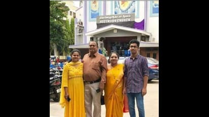 வெளியானது..உயிரிழந்த மருத்துவரின் "அழகிய குடும்ப புகைப்படம்"..! இவருக்கா இப்படி ஒரு நிலைமை என புலம்பும் மக்கள்