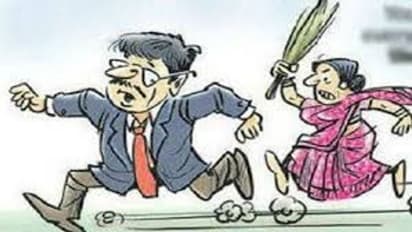 மனைவிமார் கொடுமை தாங்க முடியல.. கணவர்களை காப்பாத்துங்க..! முதல்வரிடம் கதறும் ஆண்கள் சங்கம்.!