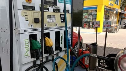 Petrol Diesel Prices Today: దేశ వ్యాప్తంగా నేటి పెట్రోల్, డీజిల్ ధ‌ర‌లివే.. మీ నగరంలో లీటరు ధర ఎంతంటే..?
