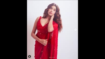 క్వారంటైన్ లో జాన్వీ కపూర్.. రేర్ ఫోటోలు షేర్ చేసిన అతిలోక సుందరి కుమార్తె