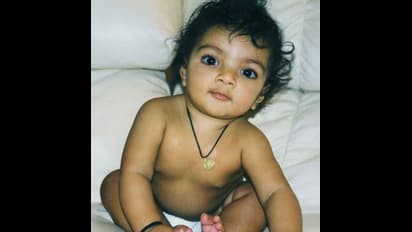 నమిత రేర్ ఫోటోస్.. మీరెప్పుడూ చూడని హాట్ నెస్, ఆమెకు గుడి కట్టింది అందుకే