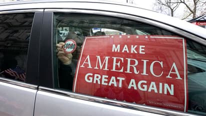 “സ്വാതന്ത്ര്യം തരൂ അല്ലെങ്കിൽ, മരണം തരൂ”;  ലോക്ഡൗണിനെതിരെ പ്രതിഷേധം