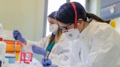 2മാസം പ്രായമുള്ള കുഞ്ഞുൾപ്പെടെ ഒരു കുടുംബത്തിൽ 12 പേർക്ക് കൊവിഡ്; ദില്ലിയിൽ കൊവിഡ് ബാധിതർ 2376