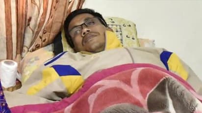 ചികിത്സ തുടരാനായില്ല; 2400 കിലോമീറ്റര് റോഡ് മാര്ഗം സഞ്ചരിച്ച് ഡിങ്കോ സിംഗ് വീട്ടിലേക്ക്