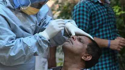 ആശങ്ക അകലുന്നില്ല, രാജ്യത്ത് കൊവിഡ് ബാധിതര്‍ കാൽ ലക്ഷത്തിലേക്ക്; മരണം 775 ആയി