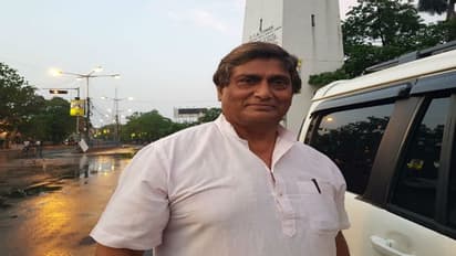 কোন কোন যোগ আপনাকে লকডাউনে রাখবে ফিট, পরামর্শ দিলেন তুষার শীল