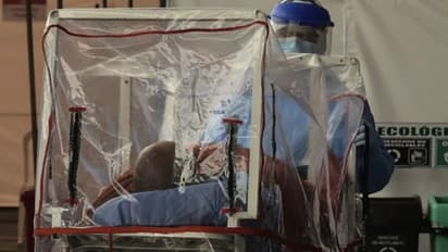 കൊവിഡ് 19 ബാധിച്ച് മരിച്ചു; സംസ്കാരം നടത്തി ഒരു മാസം കഴിഞ്ഞപ്പോള് മരിച്ചയാള് ജീവനോടെ!