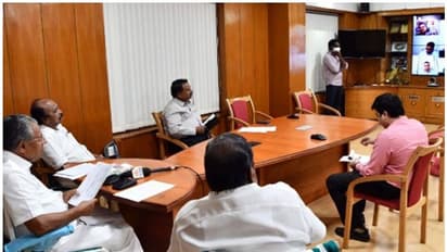 അതിർത്തികളിൽ പരിശോധന കർശനമാക്കാൻ കേരളം, ഒറ്റയടിക്ക് ലോക്ക് ഡൗൺ പിൻവലിക്കേണ്ടെന്ന് നിലപാട്