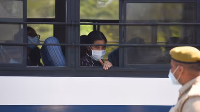 SC orders Centre, states not to charge fare from migrant workers ferried by trains or buses