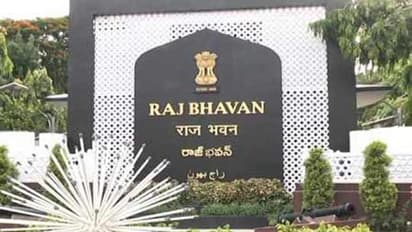 కంటైన్మెంట్ జోన్ గా రాజ్ భవన్, గవర్నర్ కి కూడా కరోనా పరీక్షలు...