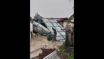 ಅತ್ತ ಕೊರೋನಾ, ಇತ್ತ ಪ್ರವಾಹ: ಮನೆ ಕಳೆದುಕೊಂಡು ಬೀದಿಗೆ ಬಿದ್ದ ಜನ!