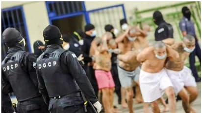 ലോക്ക് ഡൗൺ ചട്ടങ്ങൾ ലംഘിച്ച് തടവുപുള്ളികളെ അട്ടിക്കിട്ടുകൊണ്ട് എൽസാൽവദോറിലെ പട്ടാളം