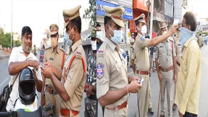 కరీంనగర్ పోలీసుల వినూత్న ప్రయత్నం...సాంకేతికత సాయంతో కరోనా కట్టడి