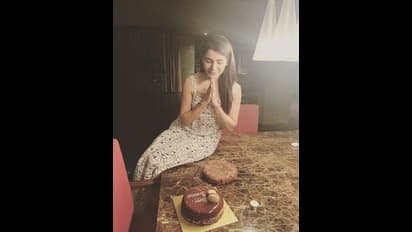 பர்த்டே பேபி சம்முவுக்கு சாக்லேட் கேக்... சூப்பராக செய்து சர்ப்ரைஸ் கொடுத்தது யார் பாருங்க...!