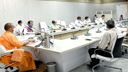 लॉकडाउन-2 के बाद 4 मई से इन क्षेत्रों में खुलेंगी इंडस्ट्रीज, इन शर्तों का करना होगा पालन