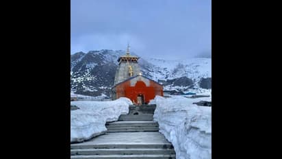 खुले बाबा केदारनाथ के कपाट, पीएम की तरफ की गई पूजा अर्चना