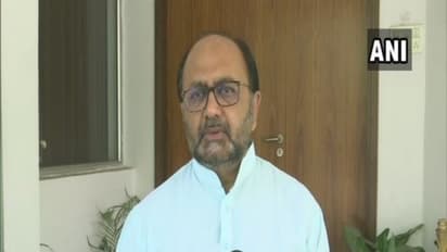 സമൂഹത്തെ ഭിന്നിപ്പിക്കുന്ന പ്രസ്താവനകളിറക്കാന് ആര്ക്കും അവകാശമില്ല: ഉത്തര്പ്രദേശ് മന്ത്രി