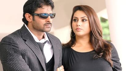 ప్రభాస్‌ తో డేటింగ్‌.. స్పందించిన హాట్ బ్యూటీ నమిత