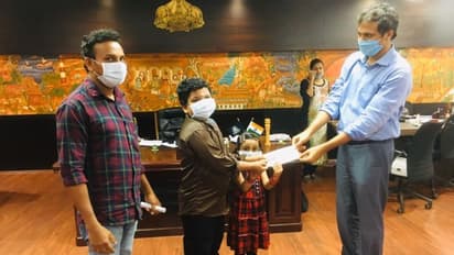 കുരുന്നുകളുടെ കരുതൽ; സൈക്കിള് വാങ്ങാനായി കൂട്ടിവച്ച തുക ദുരിതാശ്വാസ നിധിയിലേക്ക് നല്കി