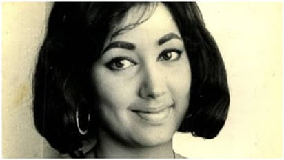 குழந்தையிலே சிரித்ததுதான் இந்த சிரிப்பு - அதை குமரிப் பொண்ணு சிரிக்கும்போது என்ன வெறுப்பு...?