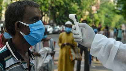 ആശങ്കകളുണർത്തി പശ്ചിമബംഗാളിലെ കൊവിഡ് വ്യാപനം, കണക്കുകൾ പ്രകാരം സ്ഥിതി അതീവഗുരുതരം