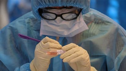 ക​ർ​ണാ​ട​ക​യി​ൽ പ്ലാ​സ്മ തെ​റാ​പ്പി​ക്ക് വി​ധേ​യ​നാ​യ രോ​ഗി മ​രി​ച്ചു