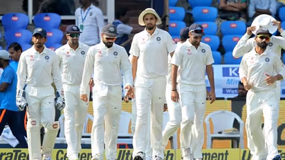 নিউজিল্যান্ডে হারের জের, অজিদের কাছে টেস্টে শীর্ষস্থান খোয়াল ভারত