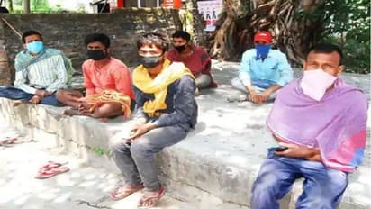 दिल्ली से बिहार जा रहे मजदूर की मौत, साथियों ने कहा-बिस्किट खाकर भर रहे थे पेट