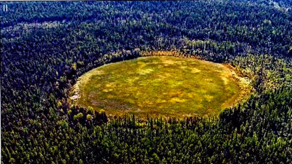 പാതിരാത്രിയില്‍ അസാധാരണ വെട്ടവും നിലവിളികളും; ഭയത്തോടെ ഒരു നാട്!