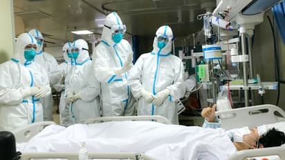 देश में कोरोना संक्रमितों की संख्या पहुंची 37,776, 10 हजार मरीज हुए ठीक