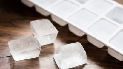 ತಂಪಾದ ಐಸ್ ಕ್ಯೂಬ್ ಪ್ರಯೋಜನಗಳು ಒಂದಾ.. ಎರಡಾ... ಎಷ್ಟೊಂದಿವೆ ನೋಡಿ...