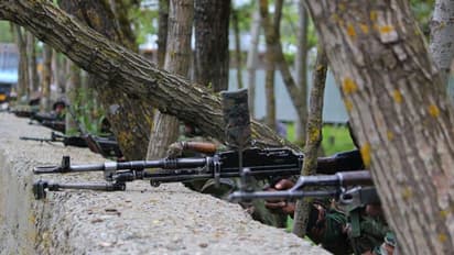 3 CRPF jawans martyred in fresh encounter with militants in Handwara