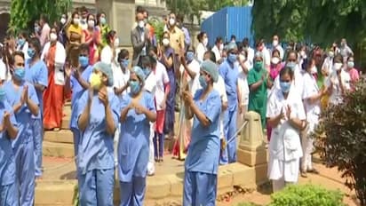 कोरोना योद्धा पर किया हमला तो यूपी में होगी सात साल तक की सजा, पांच लाख तक जुर्माना