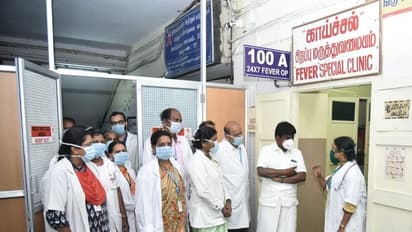 சென்னையில் அடங்கிய கொரோனா.. மற்ற மாவட்டங்களில் எகிறும் பாதிப்பு..! தமிழ்நாட்டிற்கு கடும் சவால்